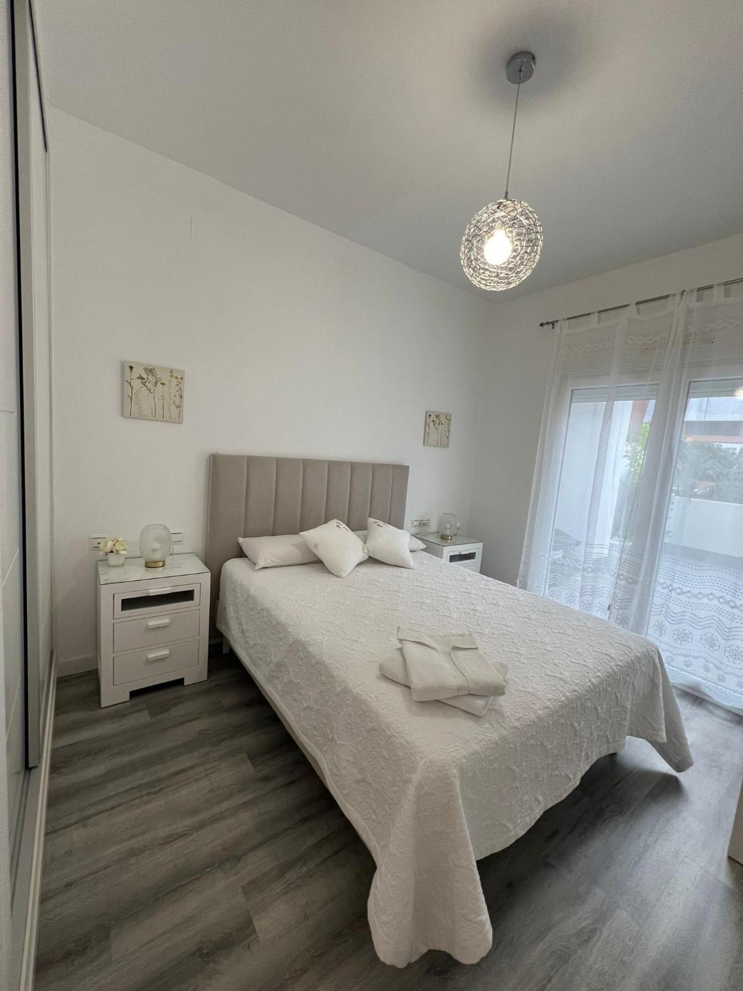 Bobita-marina Golf-playa Granada Motril